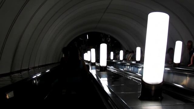 Москва, метро Театральная // 12 июля 2012 смотреть онлайн