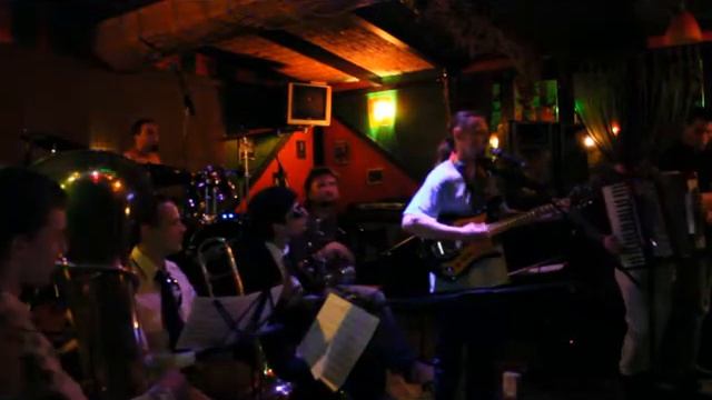 10 негритят. Стрекоза смотреть онлайн