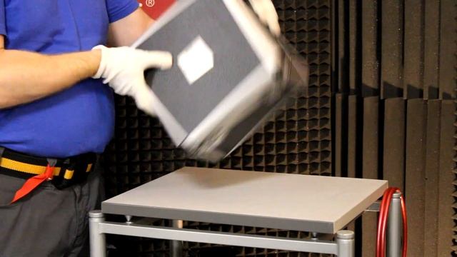 Распаковка электростатических наушников Stax SR-007MK2 смотреть онлайн