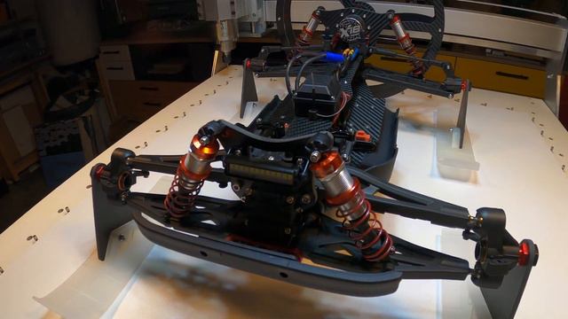 Typhon des neiges : RC BYE J !! on facebook смотреть онлайн