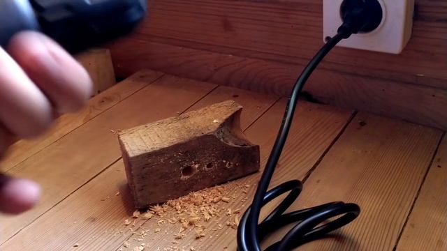 Дрель-шуруповерт Bort BSM-250x2 - вкручиваем саморез 32х3,5 смотреть онлайн