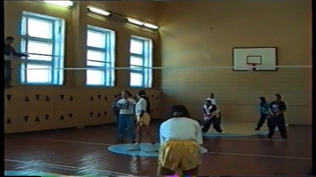 Дириҥ- Алтан- Бүтэйдээх күрэхтэҺиитэ. 29-30 октября 1998 г. Диринг, Чурапчинский улус. смотреть онлайн