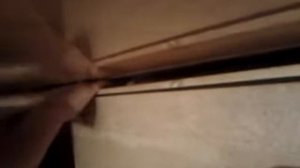 Как достать телефон из дивана