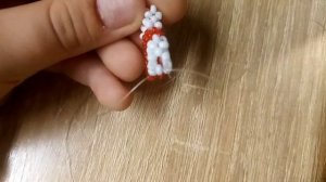 как соединить две фигурки из бисера? ответ найдёте в этом видео