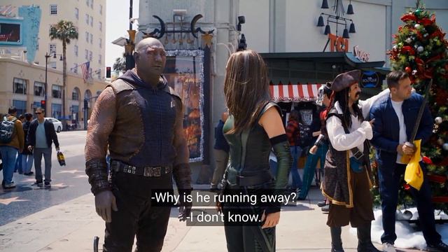 guardians of the galaxy holiday specials drax and mantis in hollywood смотреть онлайн