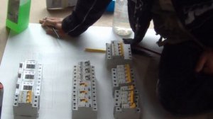 Сборка 3х-фазного распределительного щита