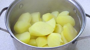 Вареники с картошкой и сушёными грибами