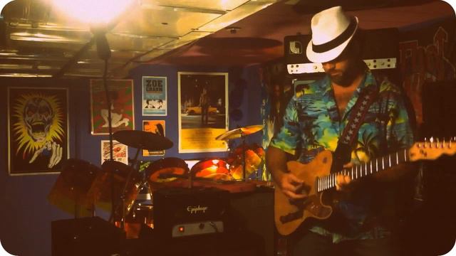 Epiphone Valve Jr Modded, Telecaster, Celestion G12L-35 speakers смотреть онлайн