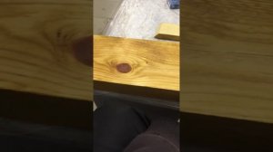 Браширование сосновой доски. Покрытие льняным маслом.