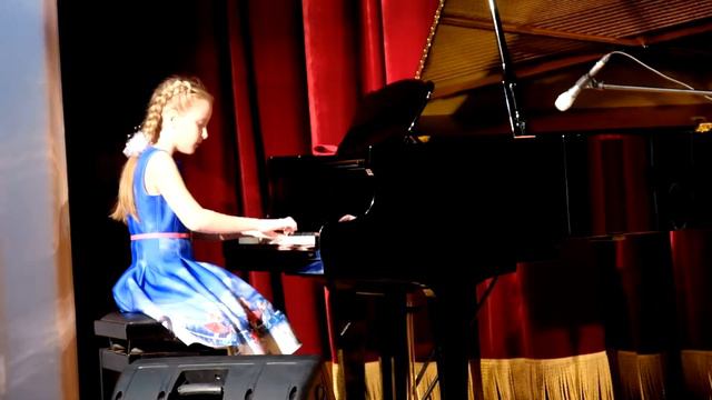 Поль Вахс "Испанская серенада", исполняет Гурова Дарья, 9 лет, 3 класс