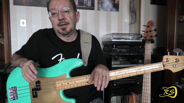 Recensione FENDER PRECISION VINTERA '50 смотреть онлайн