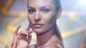 (2016) MAX FACTOR (MIRACLE MATCH-тональная основа) - Роскошные женщины создают себя сами