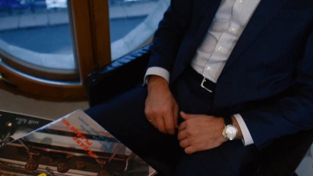 Где больше всего покупают винил? / Дом Винила смотреть онлайн