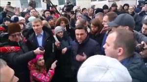 Девочка показала «жест смерти» губернатору Воробьеву