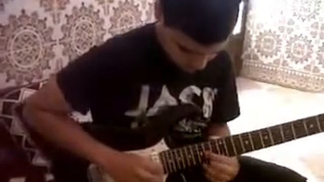 l'essai d'une ibanez ( l'intro de sweet child o'mind ) смотреть онлайн