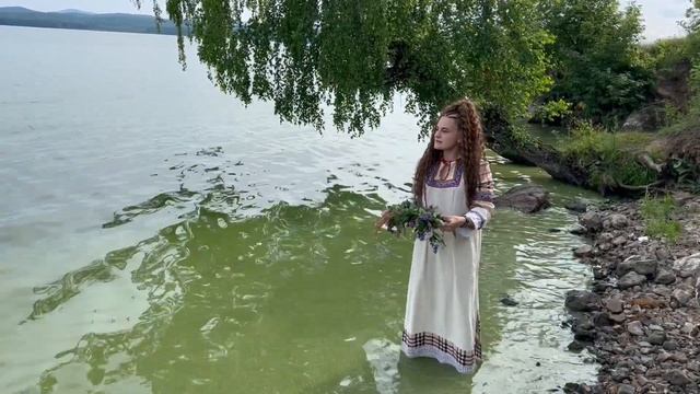 Гадание на суженого в ночь на Ивана Купала смотреть онлайн