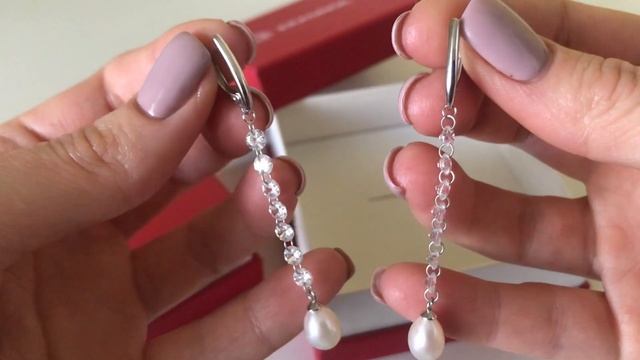 Элегантные и женственные украшения c жемчугом от ювелирной компании KRASNOE. смотреть онлайн