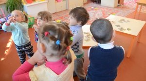 Пальчиковая гимнастика в ясельной группе на занятиях в детском саду