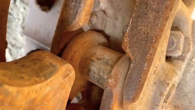 Аукцион в Японии по спецтехники. Осмотр Экскаватора Хитачи ZX75-3 перед началом аукциона