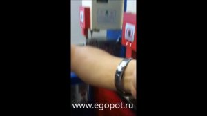 QY-898B Машина для нанесения термоклея (на молнию) с обеих сторон