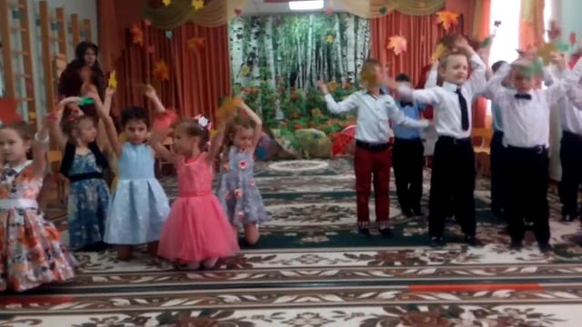 Осенний праздник в детском саду. Песенка на английском языке. ч.7 смотреть онлайн