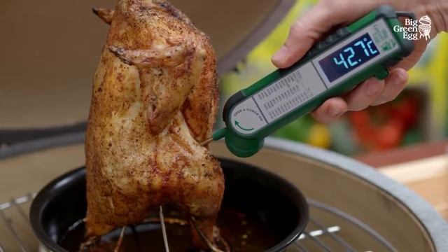 Приготовление с помощью отсекателя жара в Big Green Egg смотреть онлайн