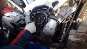 Yamaha r1 1999. Замена сцепления и подшипника обгонной муфты.