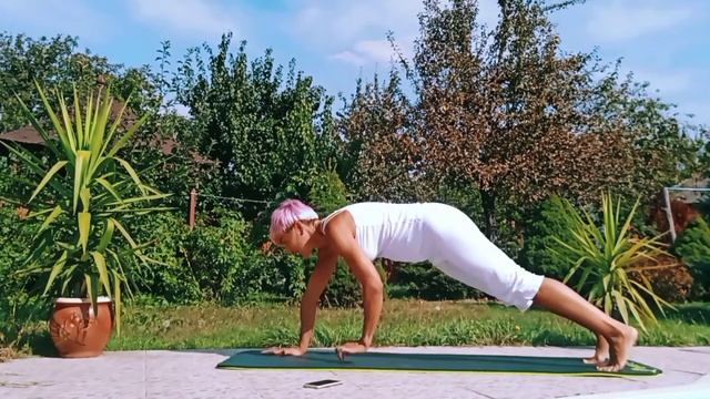 Тренировка для красивых рук