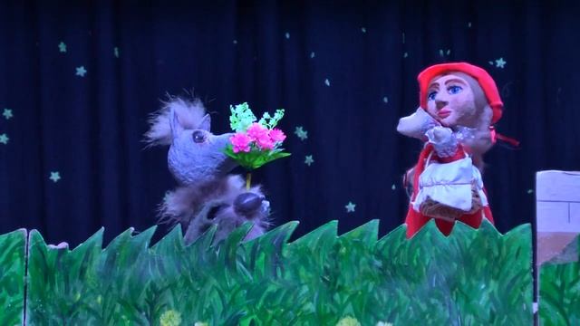 "Красная Шапочка, трое волчат и Золотое правило" смотреть онлайн