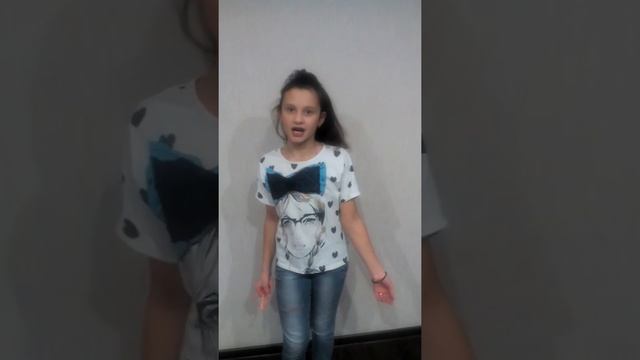 Черныгина Елизавета с басней "Мартышка и очки" смотреть онлайн