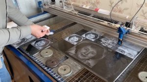 Гравировка памятников СО2 лазером. Клиент приехал из Нижневартовска чтобы сделать тесты.Гравировка п