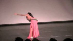 Hana Dancing to Da 3eno Meny at the Cairo Night Show in SF 2015