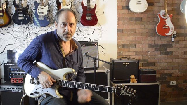 Alejandro Marcovich -La Guitarra es muy buena...porque la se Usar. смотреть онлайн