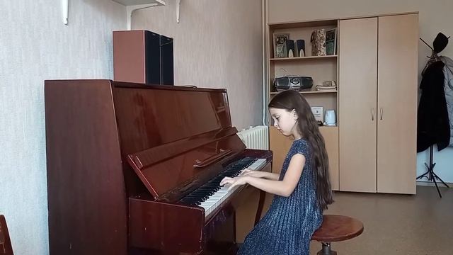 В. А. Моцарт Менуэт, Кашлатова Арина, ученица ДМШ 22 г. Казани, преподаватель Уразгельдеева Т. А. смотреть онлайн