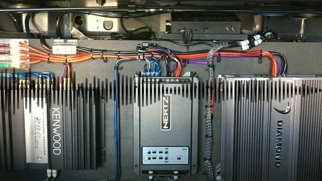 Chronic Law, Java - Me Alone (32-25hz) (Rebassed By Jelo) смотреть онлайн