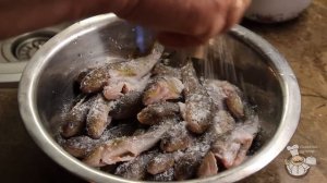 Как правильно почистить и пожарить бычки. Простой и быстрый рецепт.