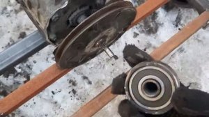 22 - Caterpillar from an old tractor tire. Гусеница из старой тракторной покрышки