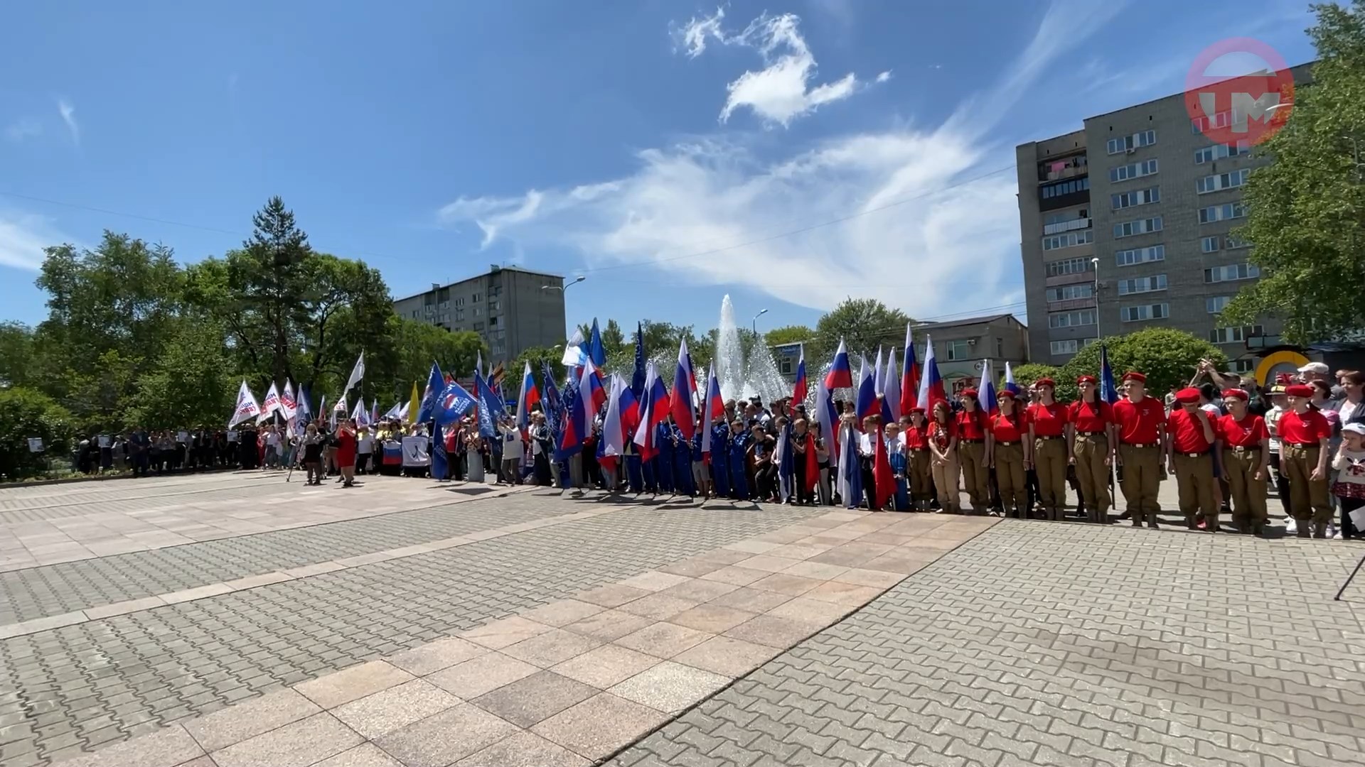 "СилаVправде" - акция с таким названием собрала уссурийцев у молодежного центра "Горизонт"