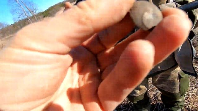 Пришлось шурфить , а находки пёрли одна за другой. Какие фундаменты мы шурфим. В поиске старины. смотреть онлайн