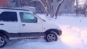 Сравнение проходимости Дайхатсу Териос и Лада Гранта по снегу