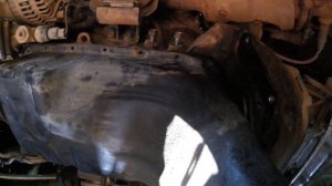 How To: Remove and Replace Oil Pan on First Gen Nissan Xterra VG33E (Replacing Oil Pan Step 3)