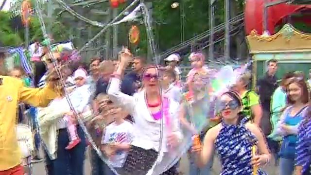 День мыльных пузырей смотреть онлайн