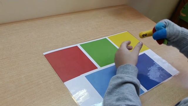 Развитие межполушарного взаимодействия. ? Игра "Цветные пальчики"