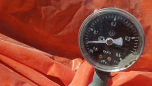 заливка пенобетона в стену из газосиликата