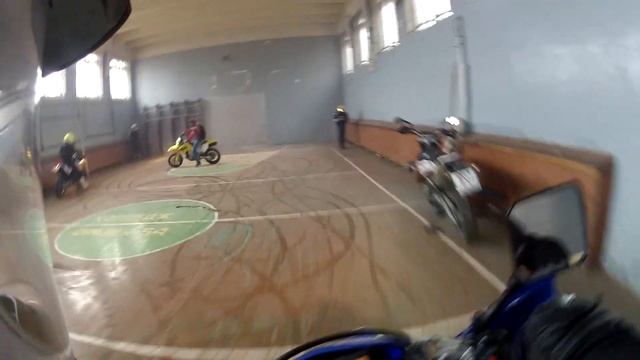 Урок физкультуры