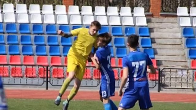 В шаге от пьедестала смотреть онлайн