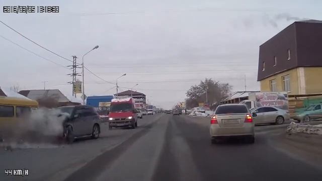 Шустрый на кроссовере . смотреть онлайн