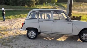 Renault 4