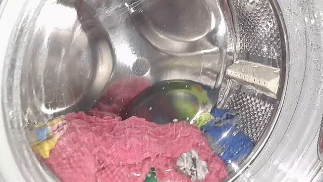 Стирка цветного. Hotpoint-Ariston. Синтетика 40° 800, доп.полоскание, быстрая стирка смотреть онлайн