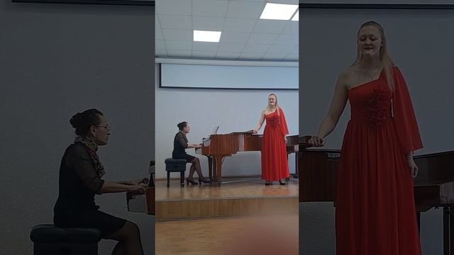 Сухарева Ольга,  2 курс, ВИ КМКИС. А. Вивальди, 1 - я ария странника. смотреть онлайн